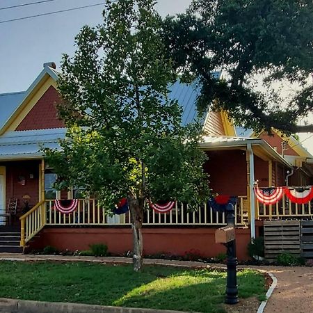 1890 Karcher Haus Llano Экстерьер фото